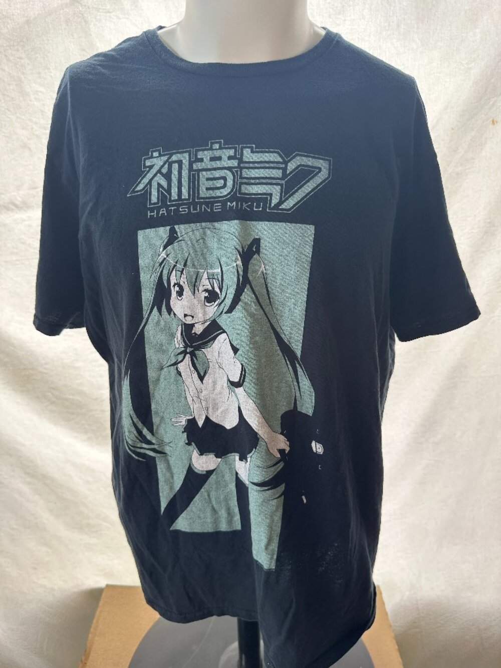 Hatsune Miku Men's Black T Shirt Size XL
